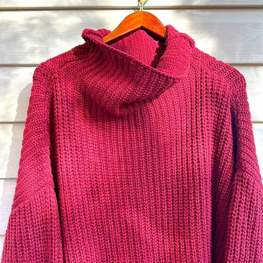 FREE PEOPLE SWEATER